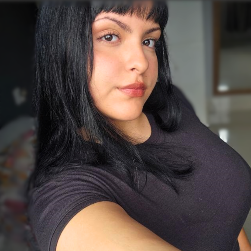 <h2>REAL STORIES. REAL STRENGTH</h2>